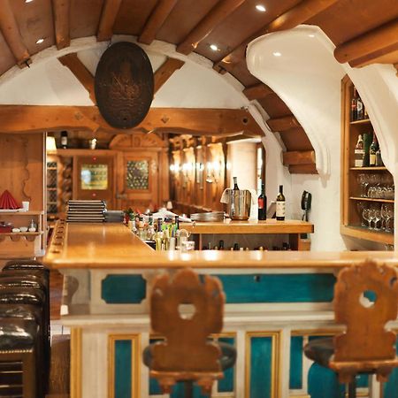 Atlas Grand Hotel Гармиш-Партенкирхен Ресторант снимка